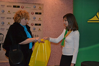 Банк «Кузнецкий» выступил официальным спонсором мероприятия «12 стульев»